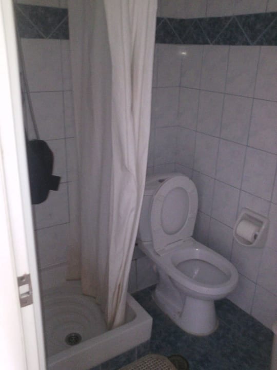 Man beachte den unteren Teil des Vorhangs Hotel Silver Beach