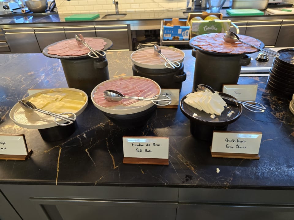 Gastro The Editory Riverside Hotel, an Historic Hotel