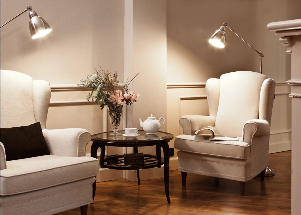 Relax Room Hotel Touring