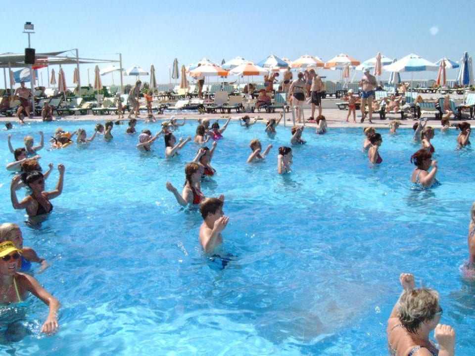 Wassergymnastik Hotel Club Nena