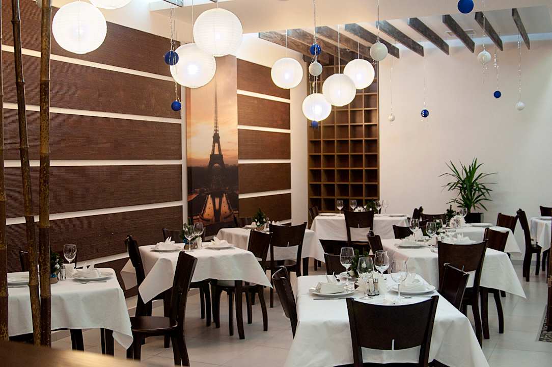 Restaurant Tsunami Spa Hotel