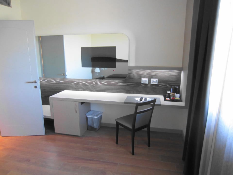 Arbeitsplatz Grand Hotel Forlì