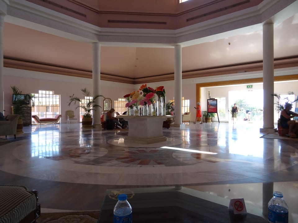 Lobby Mövenpick Resort & Spa El Gouna