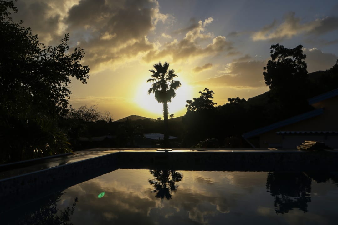 Pool Don Genaro Apartments