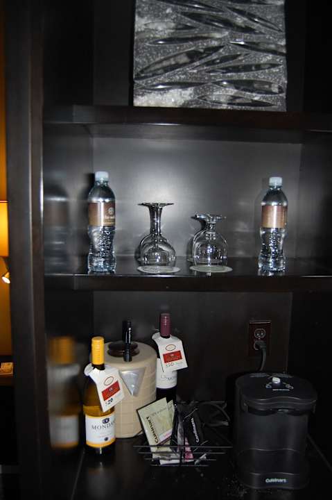 "Minibar! Hotel The Sofia