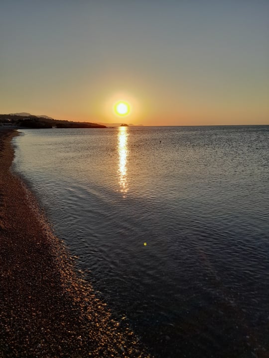 Strand Ekaterini Hotel