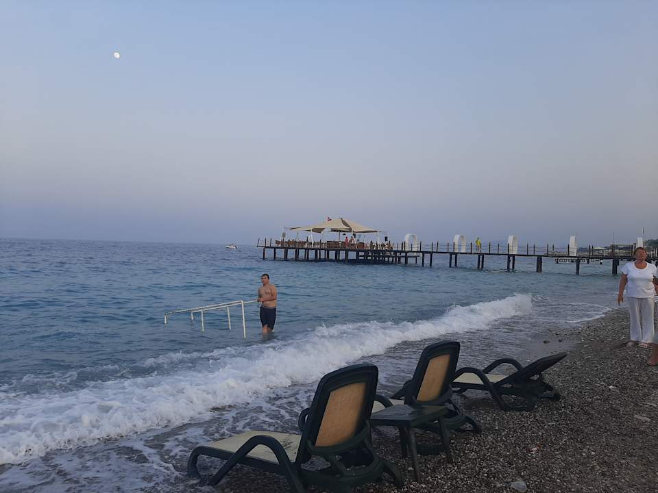 Strand Aleria Belport Beach Hotel