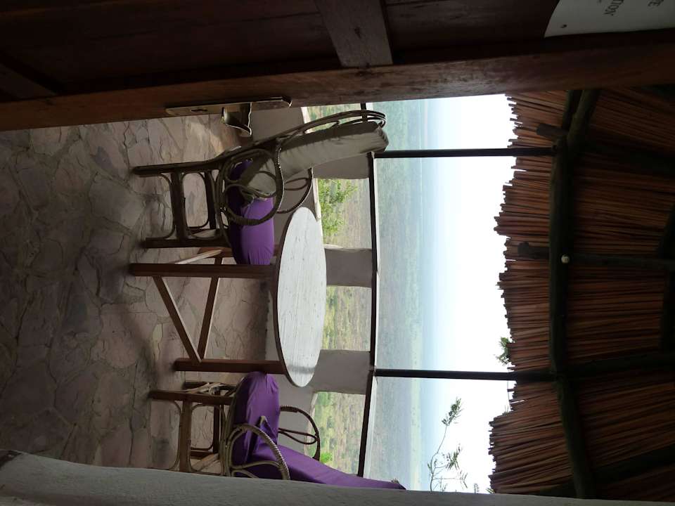 Veranda mit Ausblick Kingfisher Lodge Kichwamba