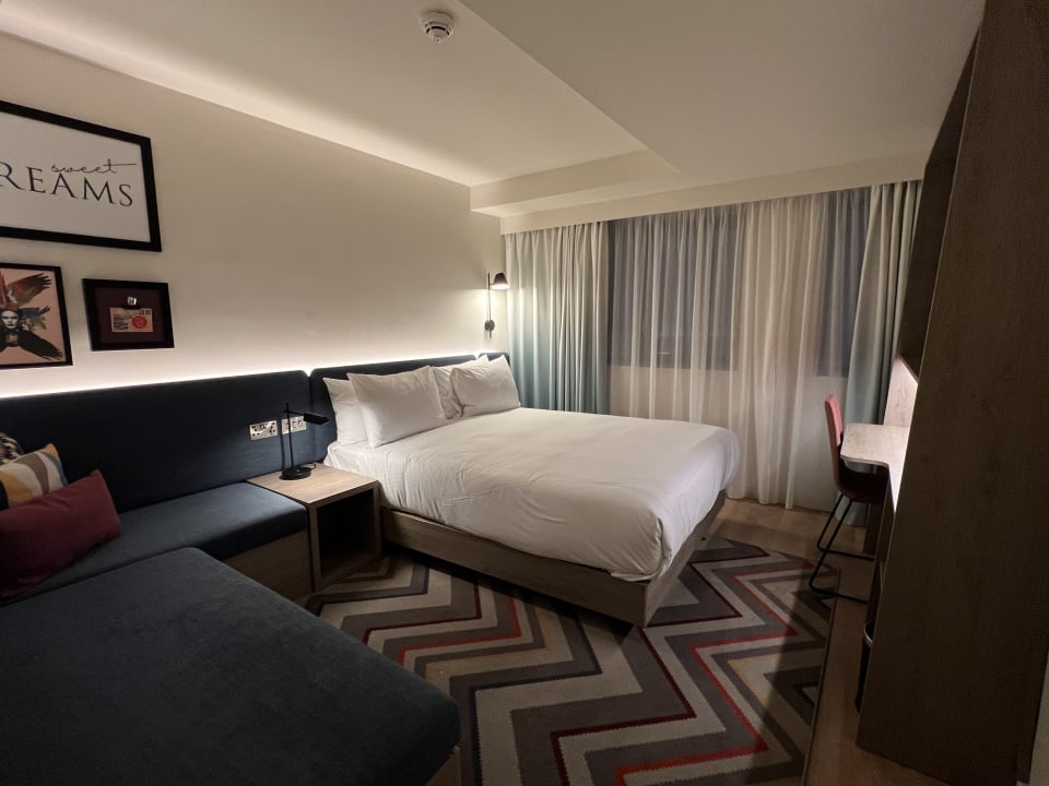 Zimmer Hampton by Hilton London City