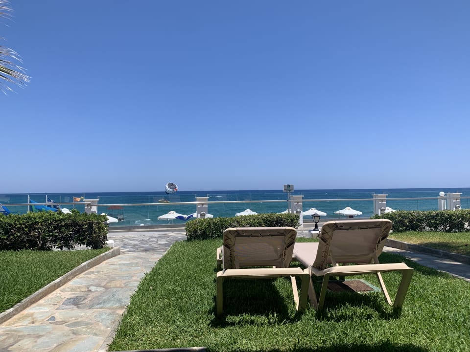 Ausblick Alexander Beach Hotel & Village Resort