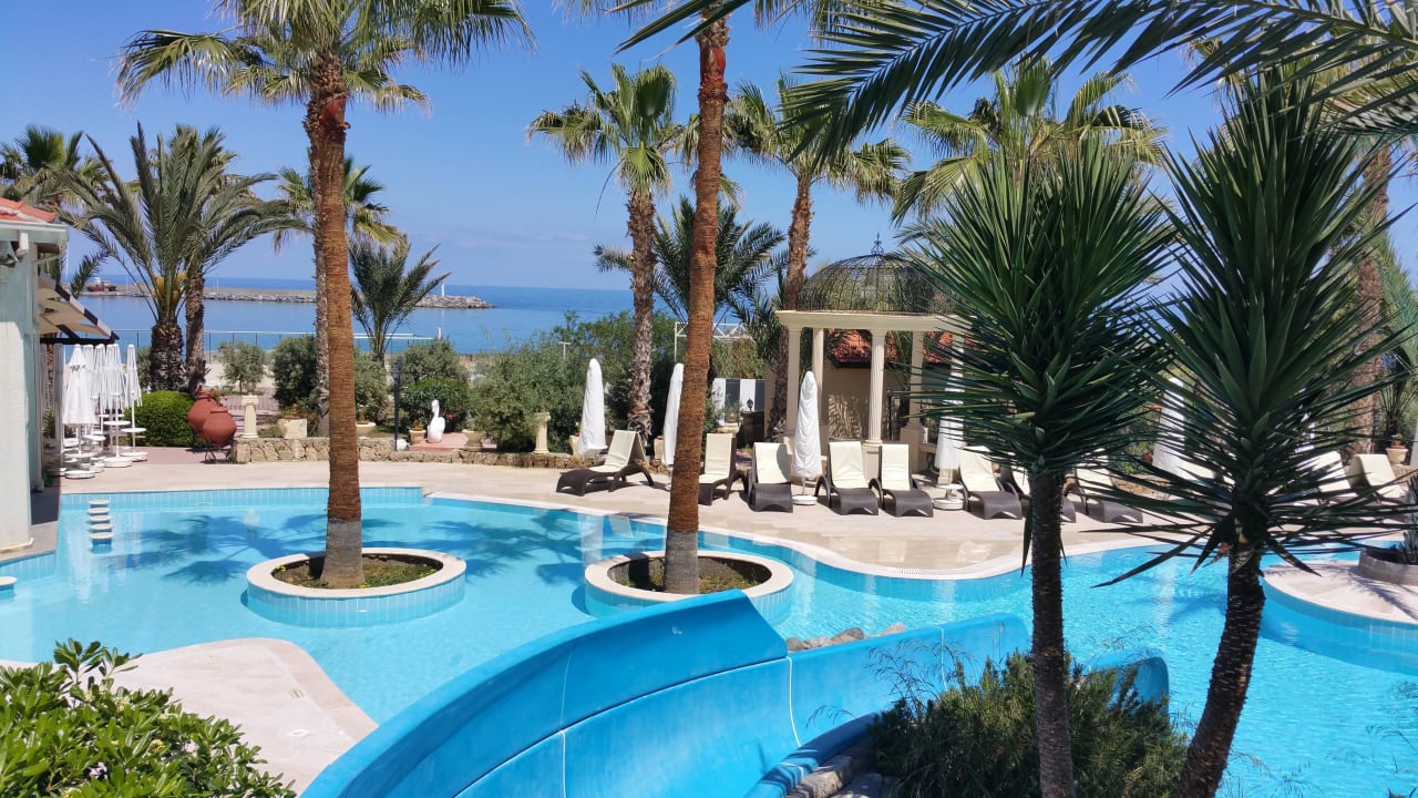 Aqua Water Slides Oscar Resort Hotel