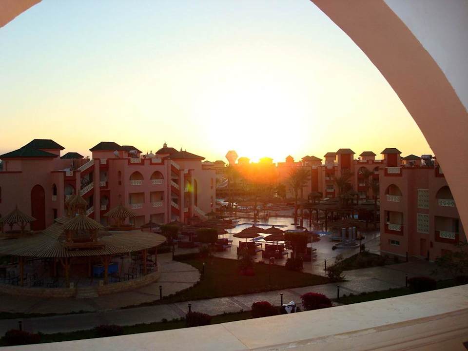 Sonnenaufgang Pickalbatros Aqua Vista Resort - Hurghada