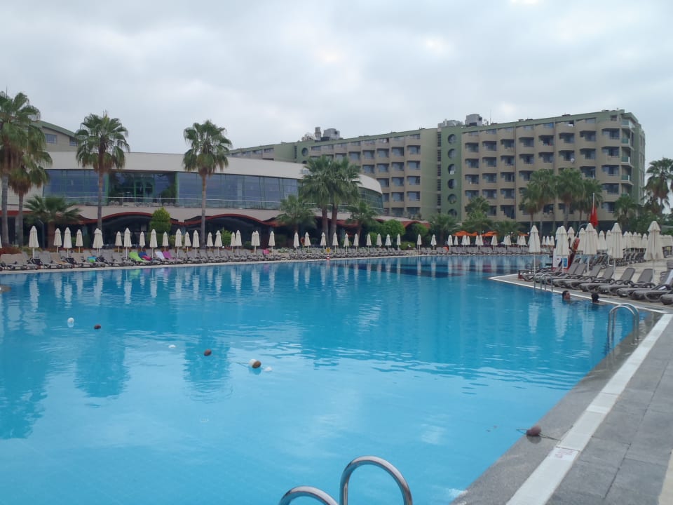 Pool VONRESORT Golden Coast