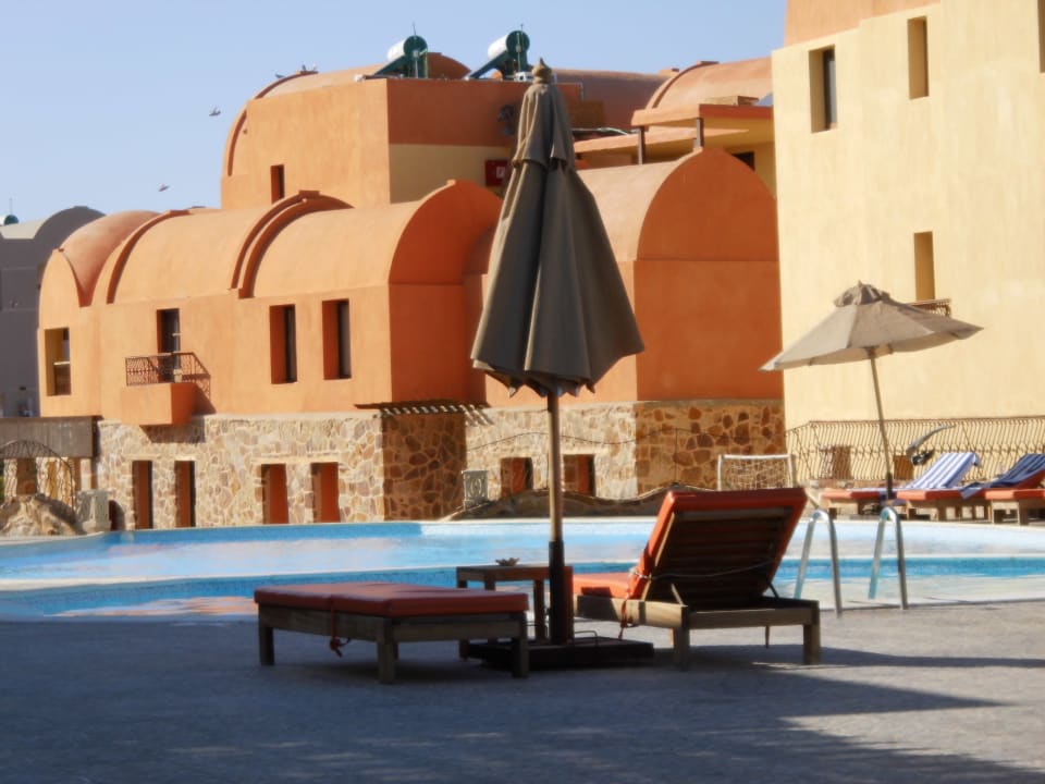 Pool Rohanou Beach Resort