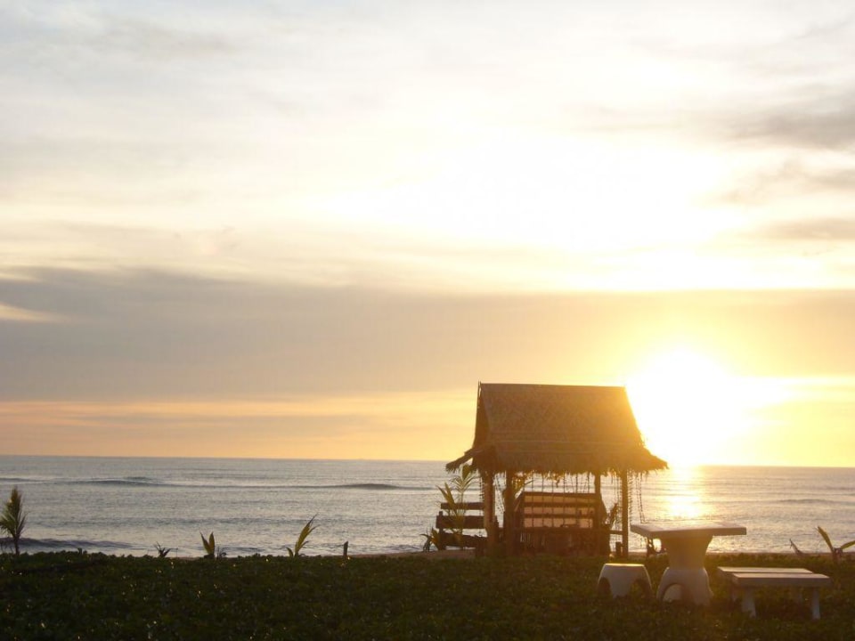 Am Strand Khaolak Orchid Beach Resort