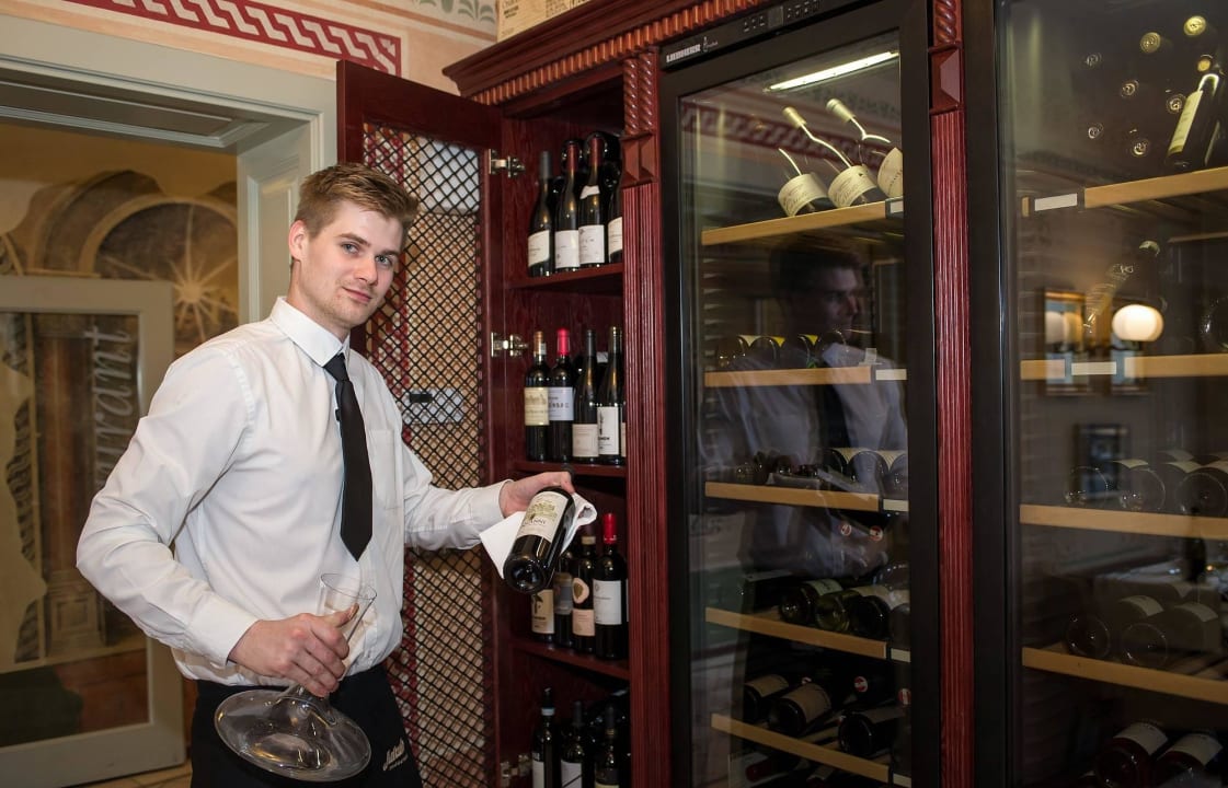 Jakub Restaurant Hotel Krcinuv Dum