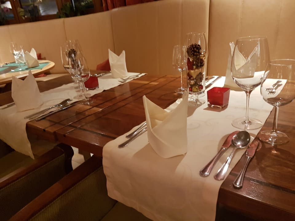 Immer sehr schön eingedeckt Hotel Olympia