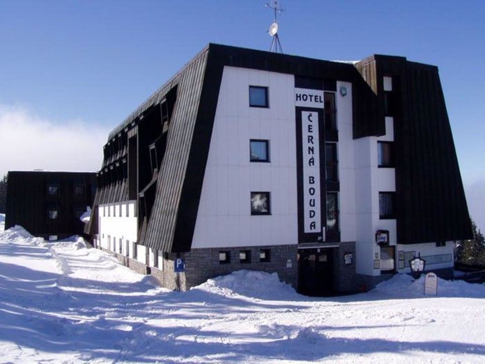 Außenansicht Hotel Černá bouda