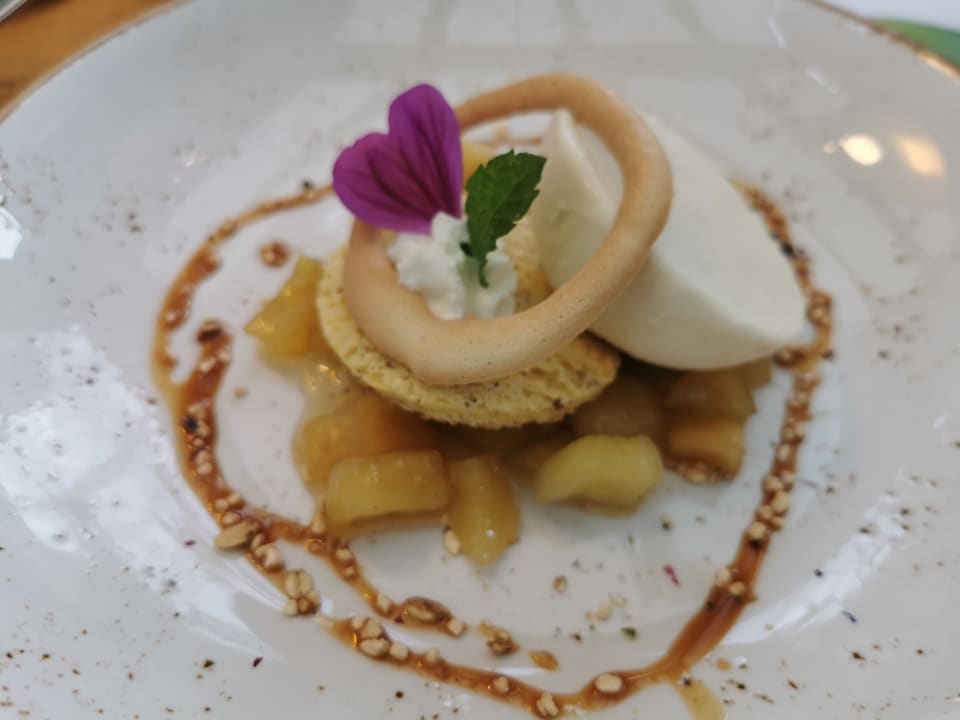 Gastro Mia Alpina . Zillertal Family Retreat