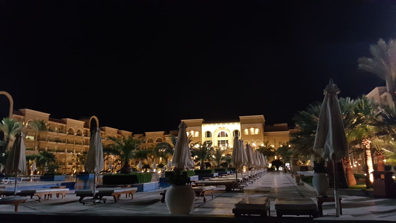 Pool Premier Le Reve Hotel & Spa