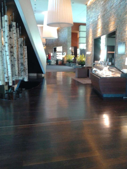 Lobby und Eingang Kempinski Hotel Berchtesgaden