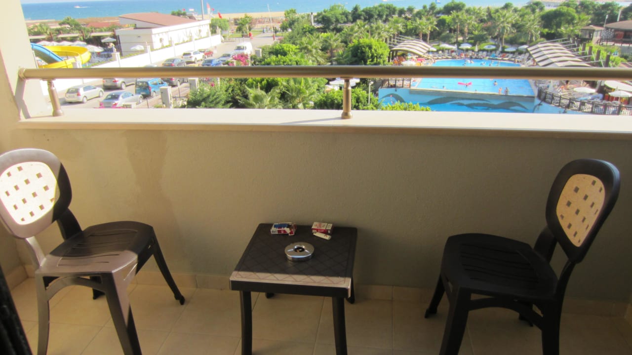 Balkon des FZ mit super schönem Ausblick Aydinbey Kings Palace & Spa