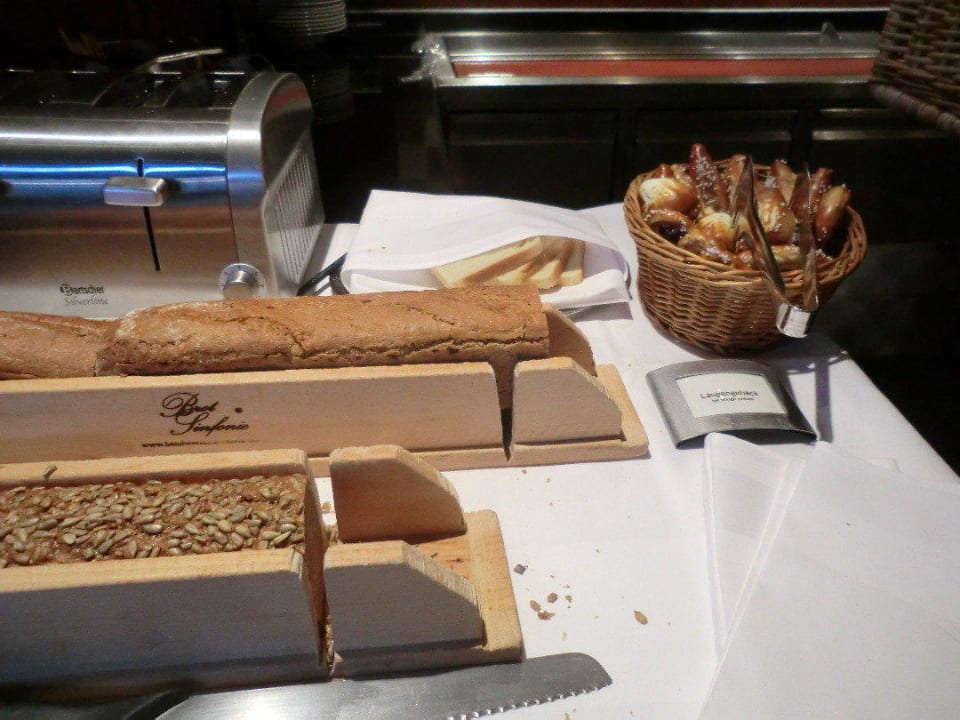 Perfektes Frühstücks Buffet Vienna House by Wyndham Remarque Osnabrück