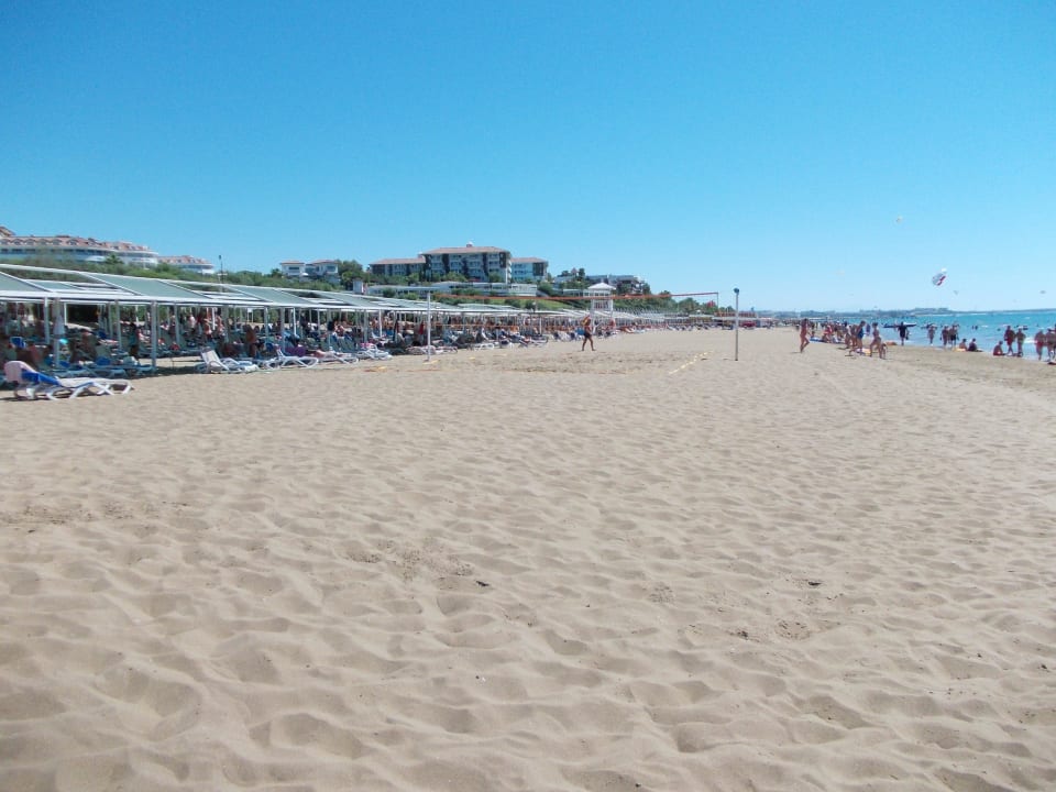 Traumhafter, kilometerlanger Sandstrand Alba Resort Hotel