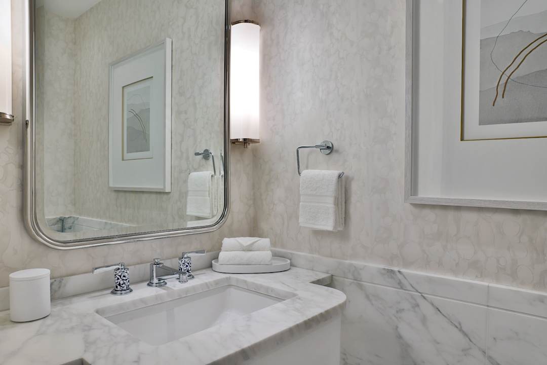 Zimmer Waldorf Astoria Doha Lusail