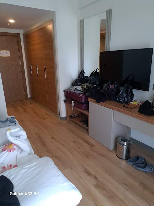 Zimmer Side Story Resort & Spa