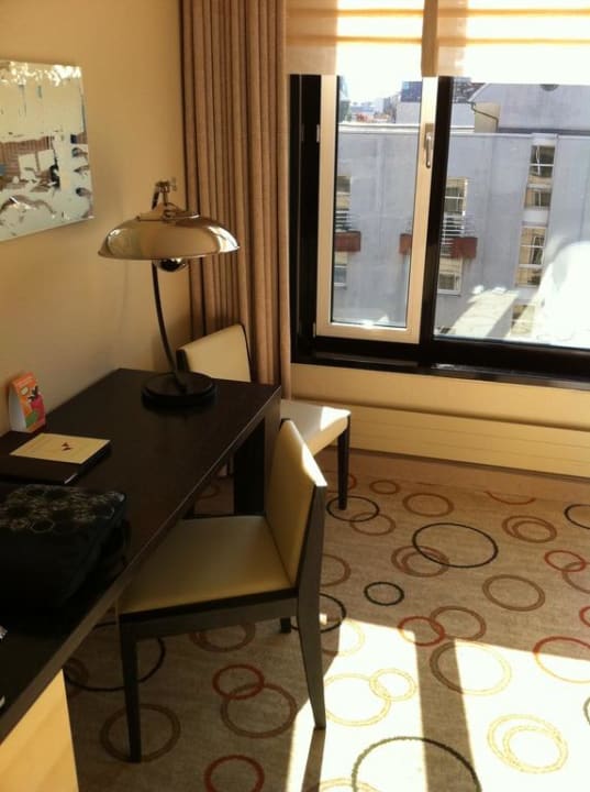 Arbeitsplatz Sheraton Berlin Grand Hotel Esplanade