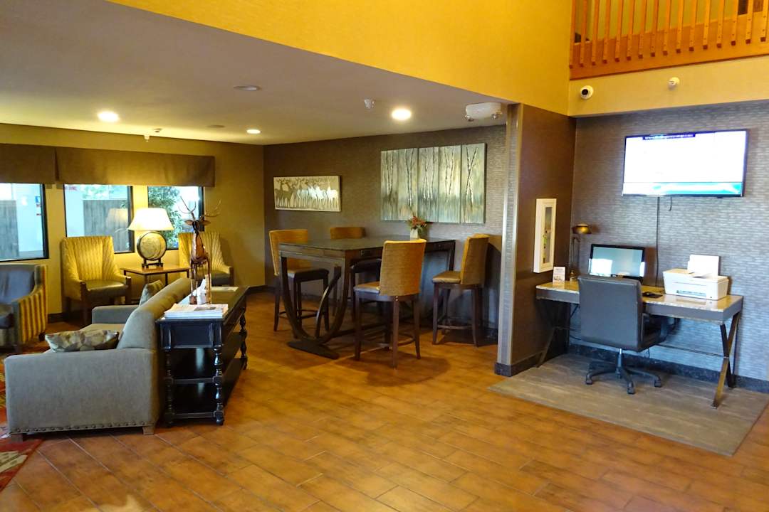 Lobby Best Western Plus Deer Park Hotel and Suites