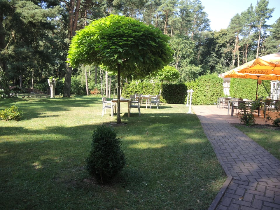 Gartenimpression Inselhotel Brückentinsee