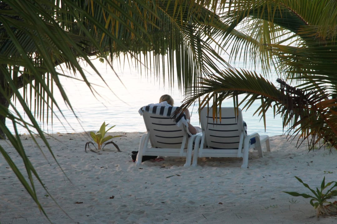 Unser täglicher Sonnenplatz Adaaran Select Meedhupparu Island Resort - Premium All Inclusive