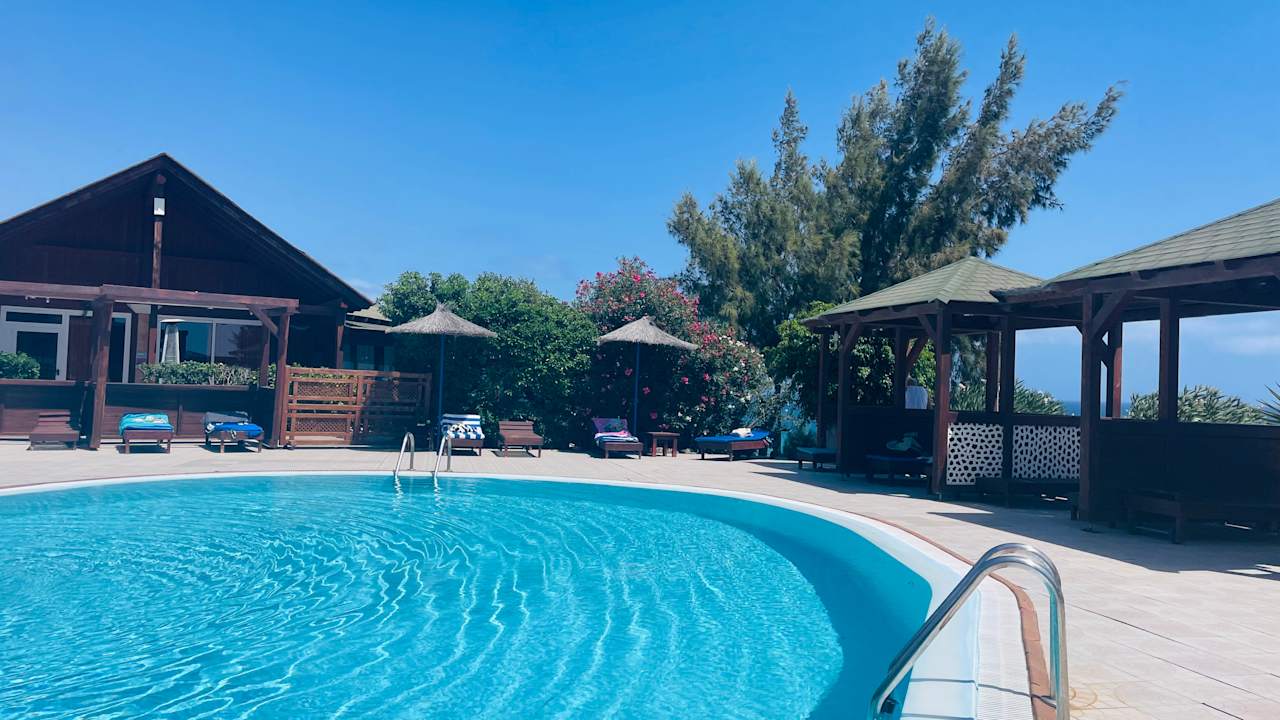 Pool Marina Playa Suite Hotel