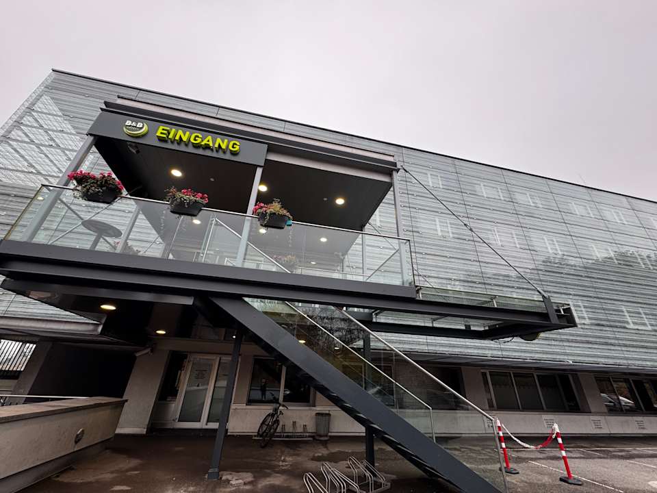 Außenansicht B&B Hotel Salzburg-Nord