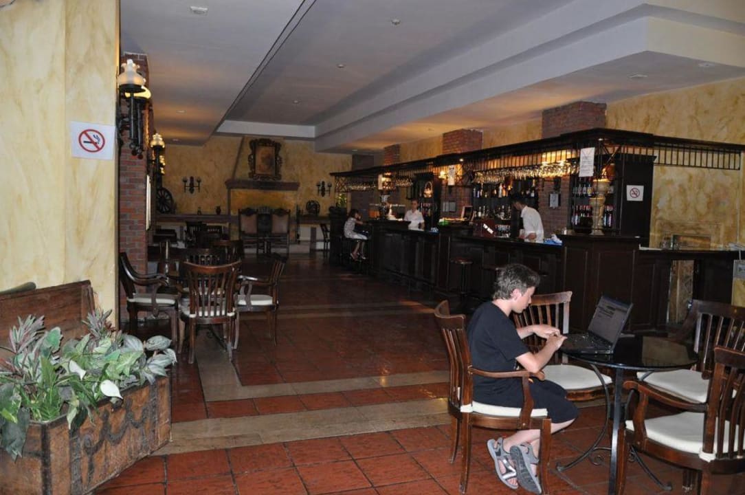 Bar w hotelu Grand Yazici Club Marmaris Palace
