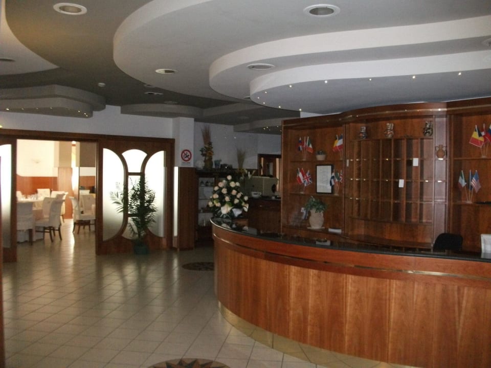 Empfang Hotel Degli Ulivi