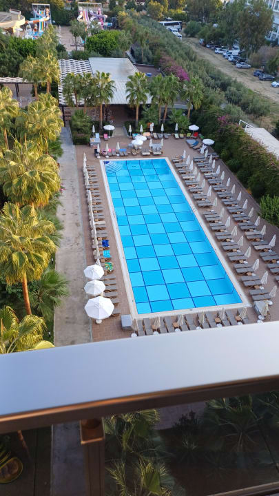 Pool Hotel Royal Garden Beach