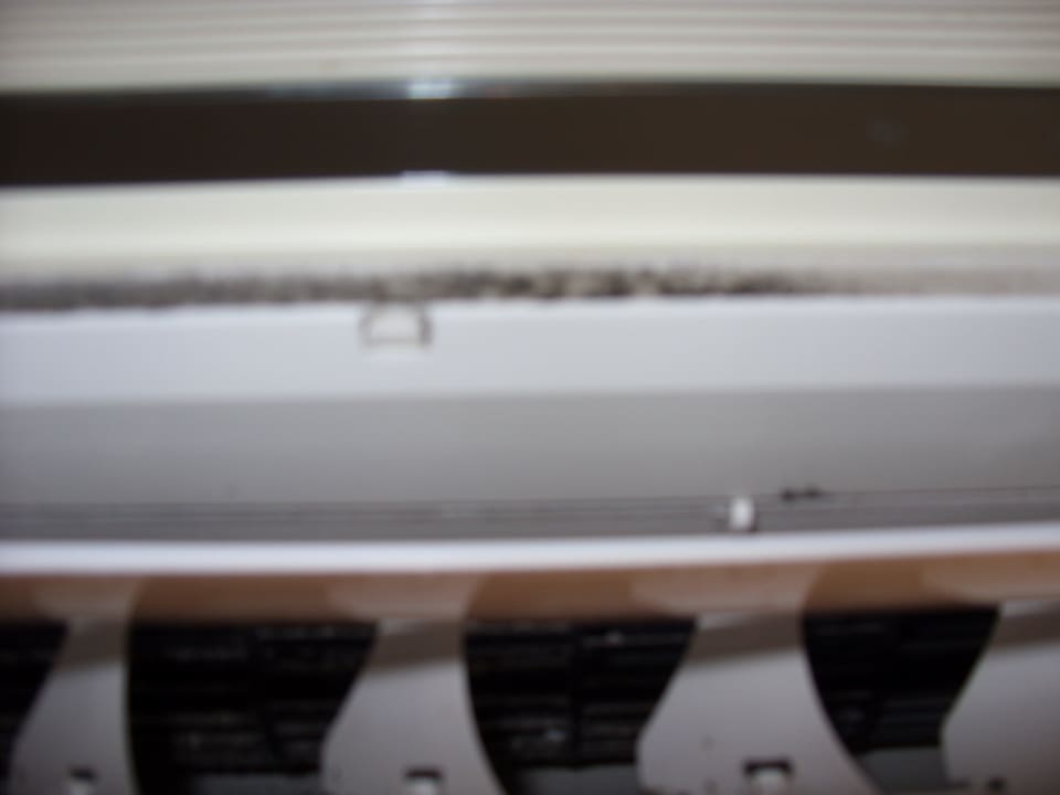 Klimaanlage Schimmel in den Rillen Porto Bello Beach