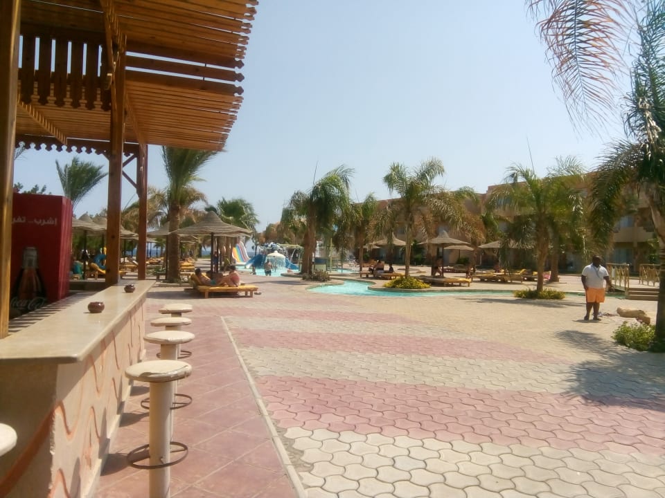 Gastro Three Corners Sea Beach Resort