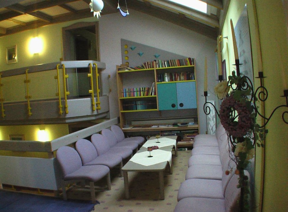 Kleine Bücherecke Spirit & SPA Hotel Birkenhof am Elfenhain