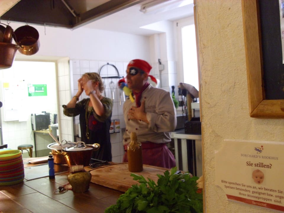 Piratentanz Familotel Borchard's Rookhus am See