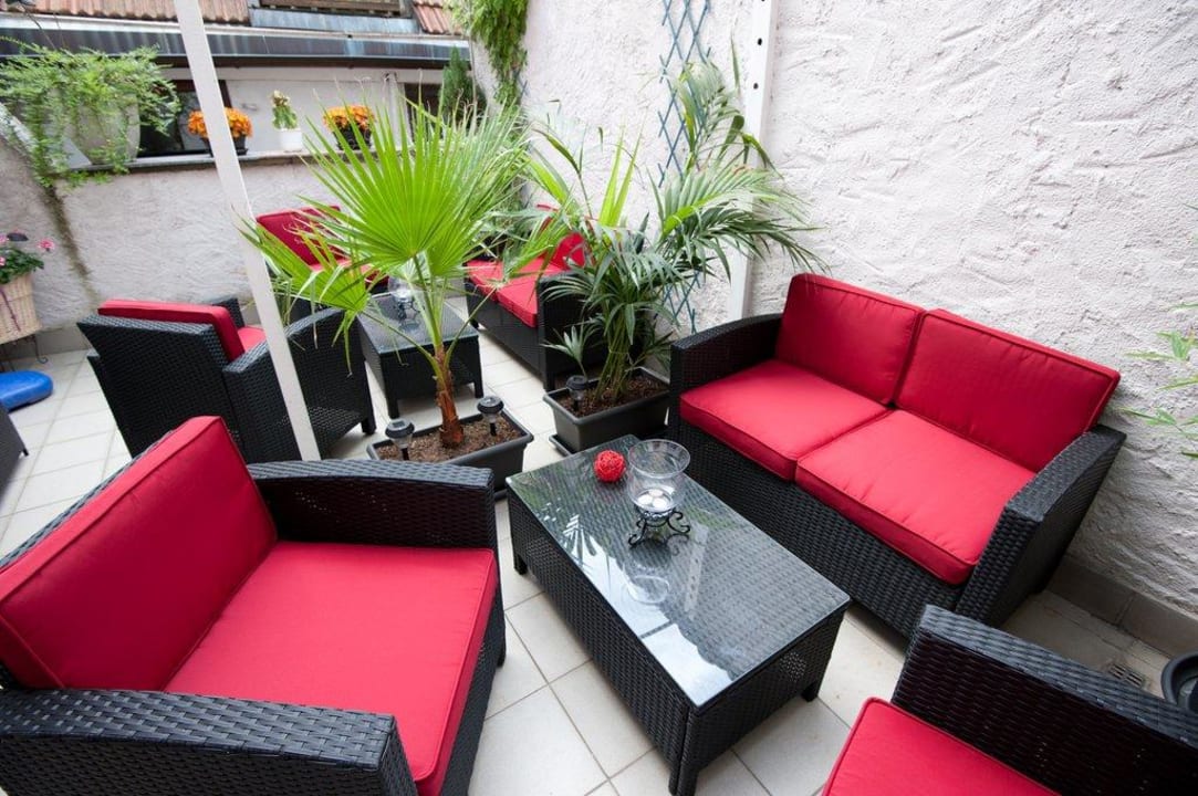 Ihre Hotelterrasse im 1.Stock Weinhotel Frankenherz
