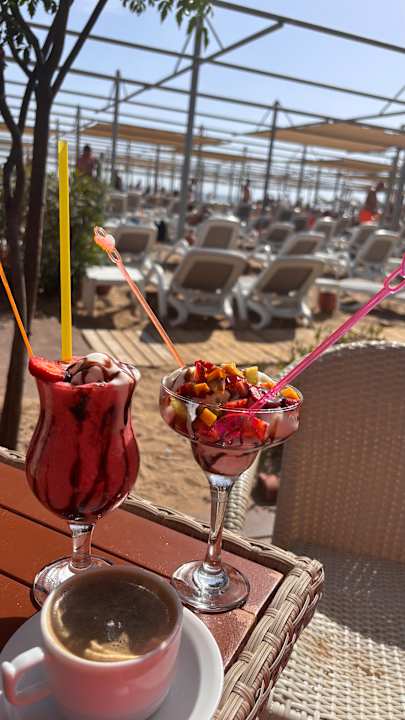 Strand Dream World Aqua Hotel