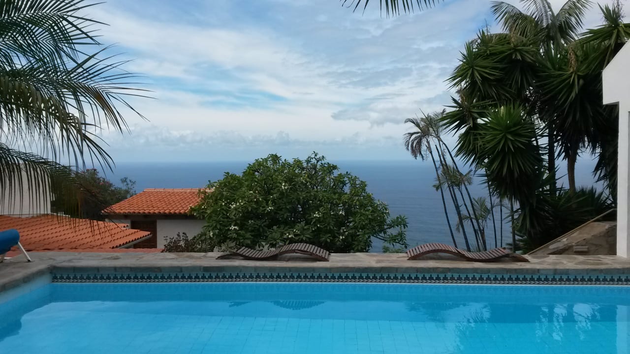 Pool Jardin Mariposa Retreat- und Seminarzentrum