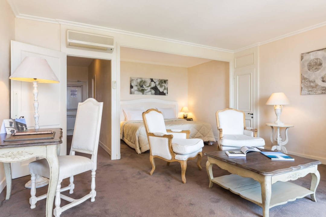 PRESTIGE Hotel La Bastide De Tourtour