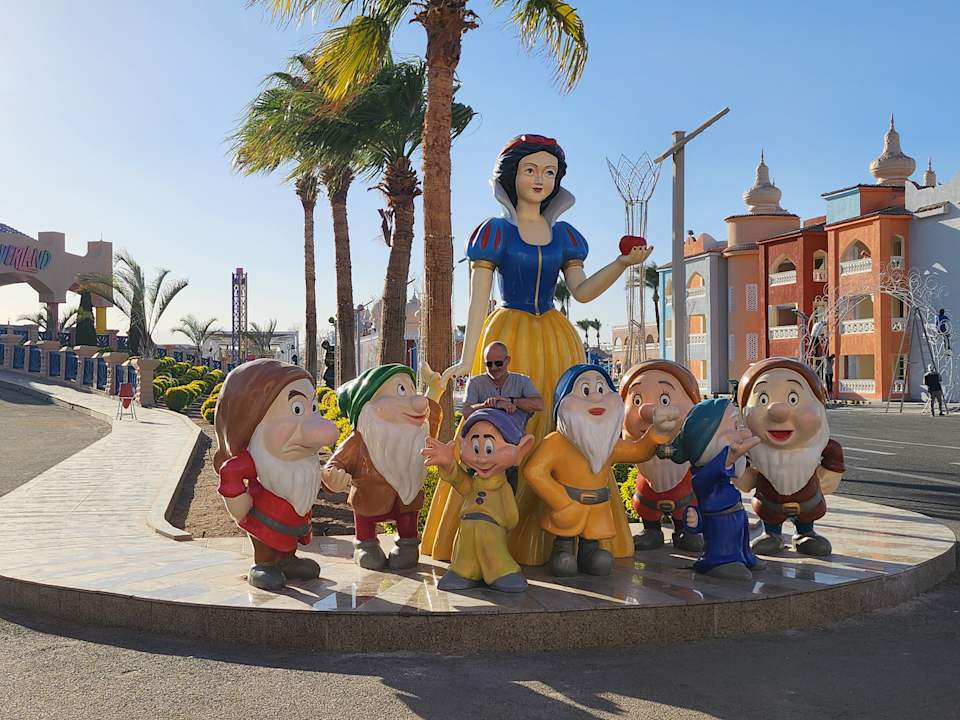 Außenansicht Pickalbatros Alf Leila Wa Leila Resort - Neverland Hurghada