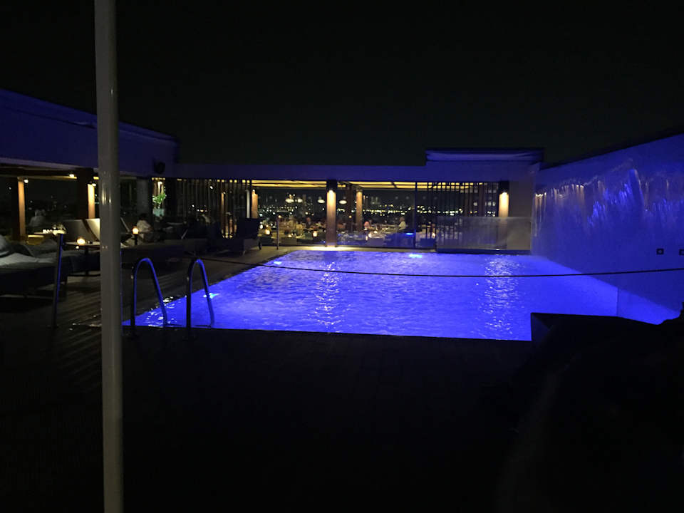 Pool Wyndham Grand Athens