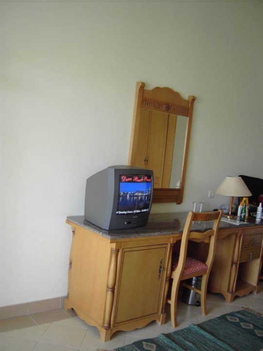 Fernseher /unterhalb Minibar Pickalbatros Dana Beach Resort - Hurghada